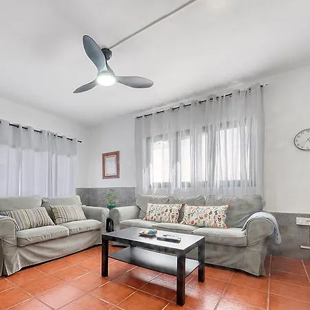 Cocoteros Ocean View House 度假居 Guatiza