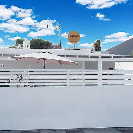 度假居 Cocoteros Ocean View House *